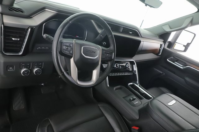 Used 2025 GMC Sierra 2500 Denali w/ Denali Reserve Package image 17