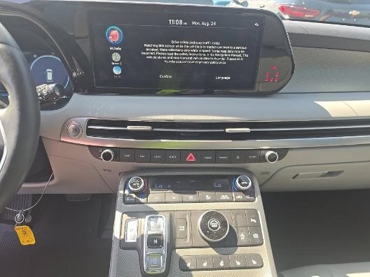 Used 2024 Hyundai Palisade SEL w/ Premium Package FWD image 14