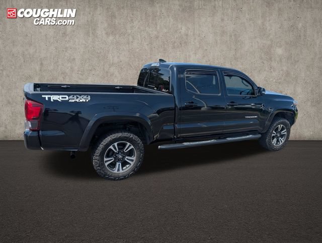Used 2019 Toyota Tacoma TRD Sport w/ Technology Package AWD/4WD image 8