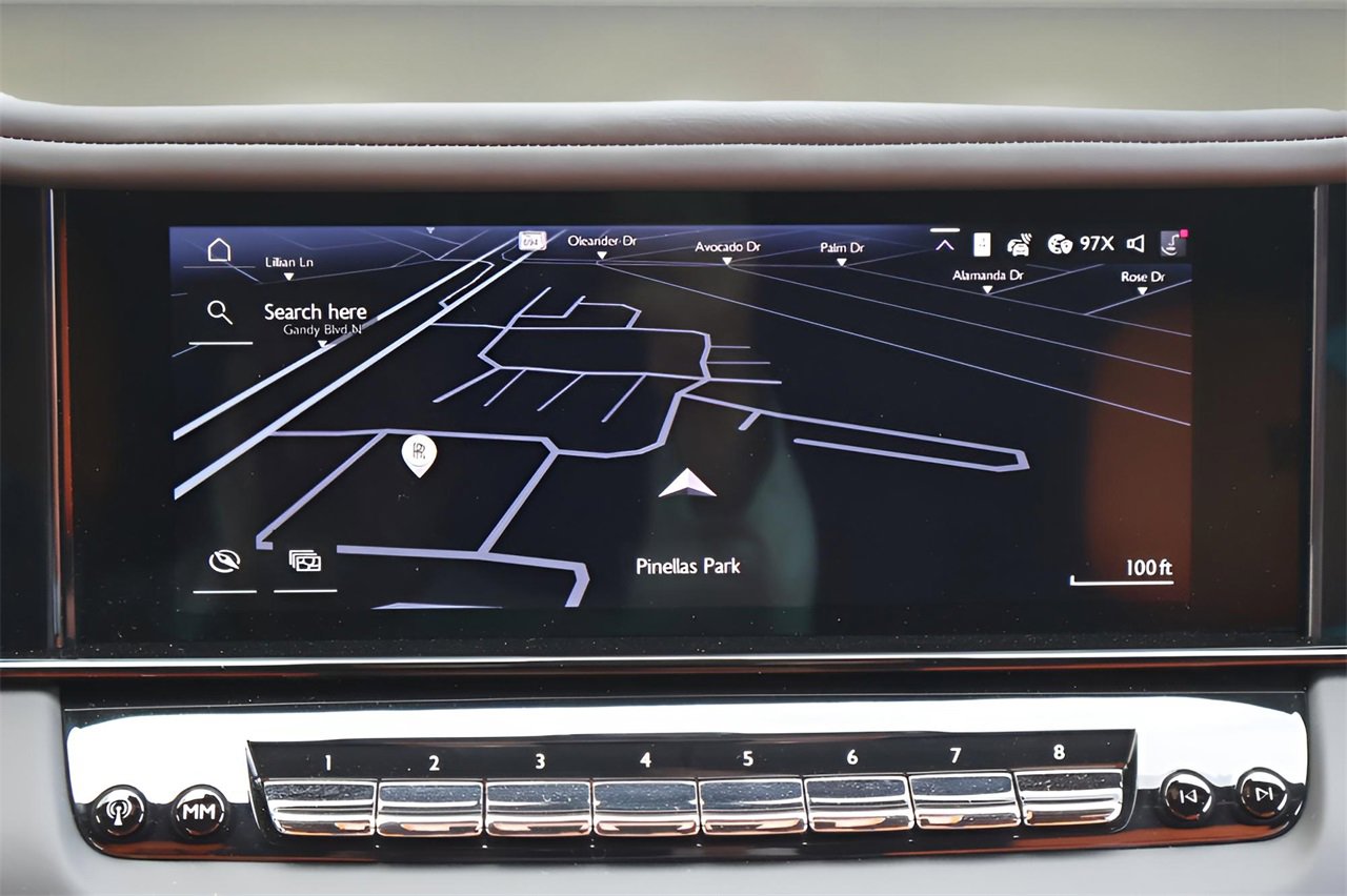 New 2025 Rolls-Royce Cullinan image 18