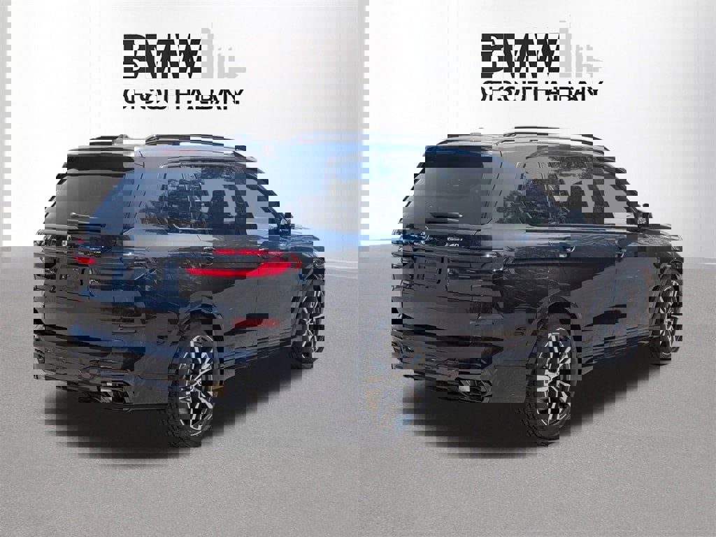 New 2026 BMW X7 xDrive40i w/ M Sport Package image 4