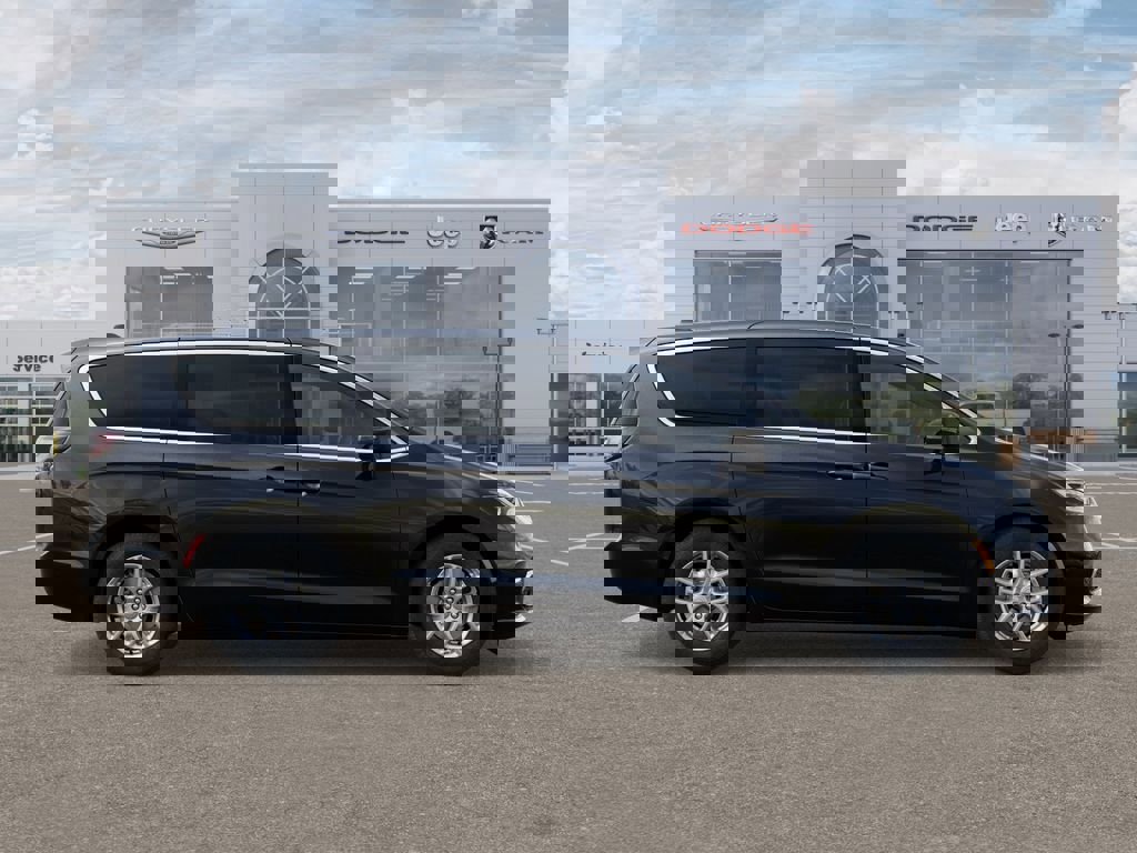 New 2026 Chrysler Pacifica Select image 21
