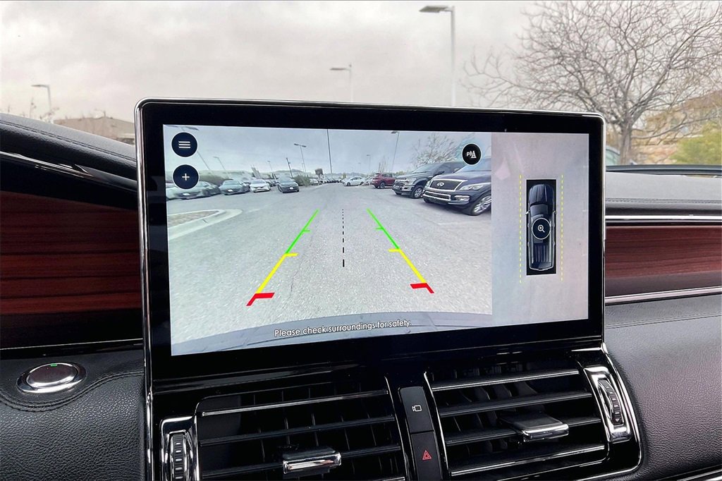 Used 2023 Lincoln Navigator Reserve image 19