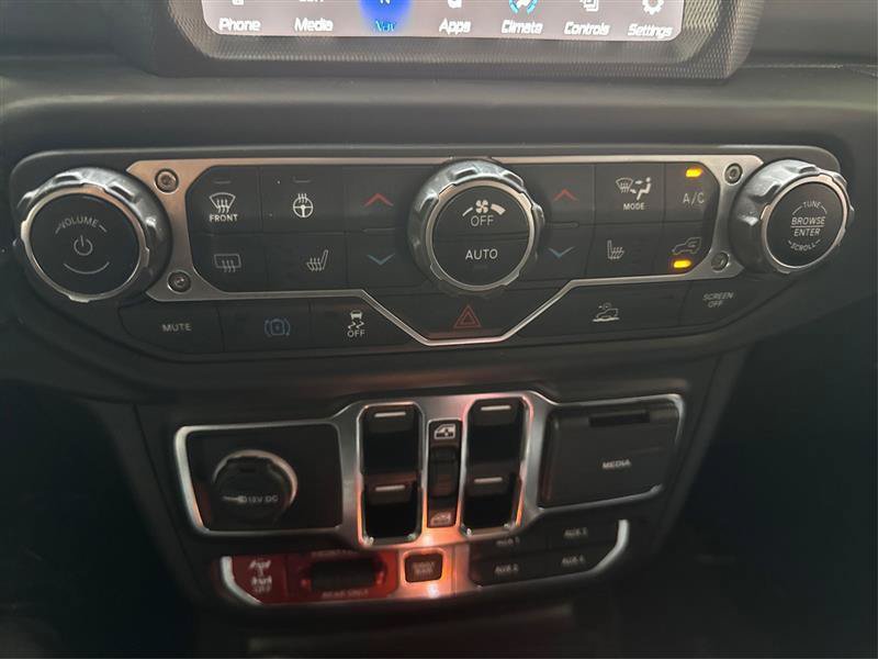 Used 2023 Jeep Wrangler Unlimited Rubicon 4xe w/ Cold Weather Group AWD/4WD image 24