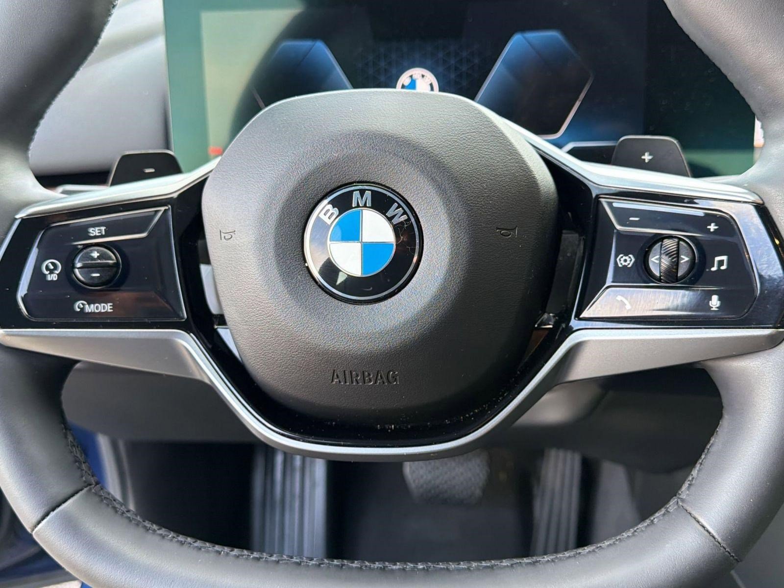 Certified 2025 BMW 540i xDrive AWD/4WD image 16