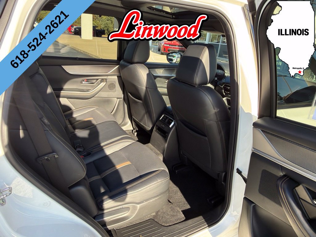 Used 2025 MAZDA CX-70 3.3 Turbo S w/ Premium Package AWD/4WD image 12