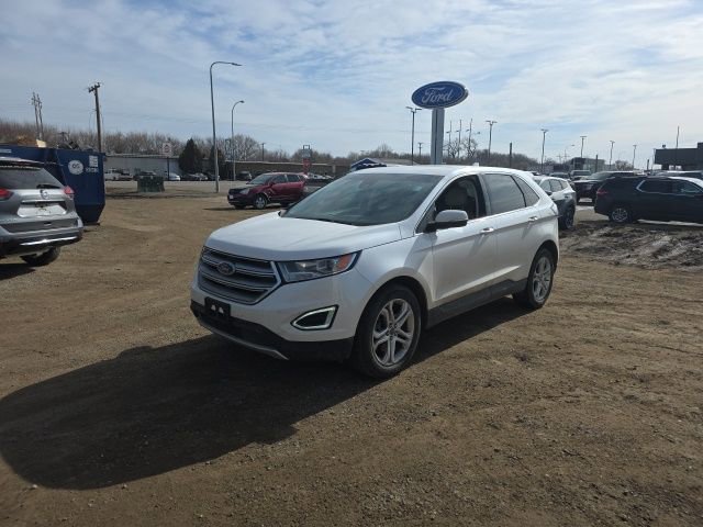 Used 2018 Ford Edge Titanium w/ Ford Safe & Smart Package image 5