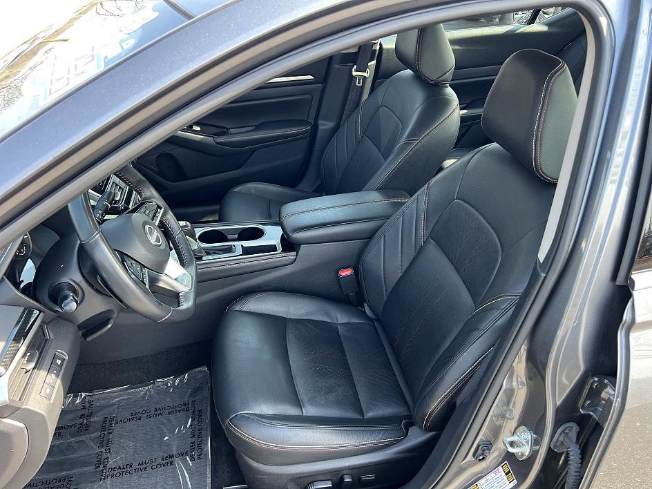 Certified 2024 Nissan Altima 2.5 SR w/ SR Premium Package image 13