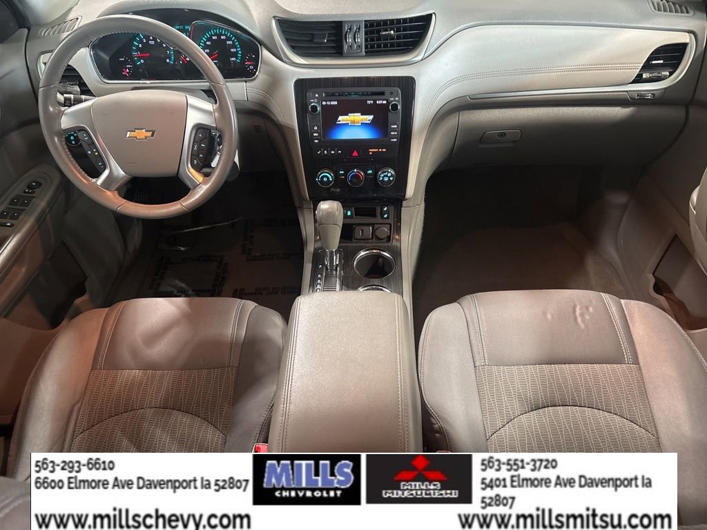 Used 2015 Chevrolet Traverse LT image 14