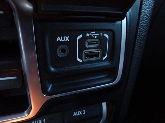 Used 2020 Jeep Wrangler Unlimited Rubicon AWD/4WD image 19