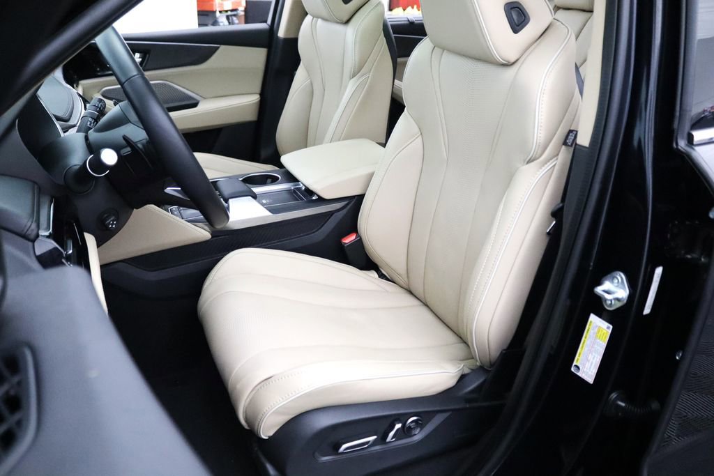 Used 2023 Acura MDX SH-AWD w/ Advance Package image 2