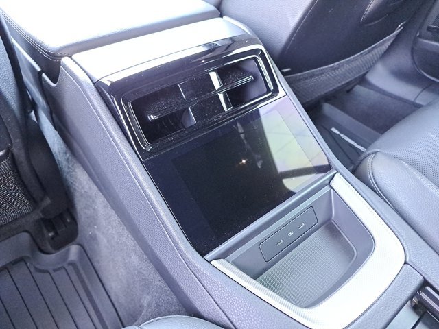 Used 2025 Porsche Panamera 4 image 17