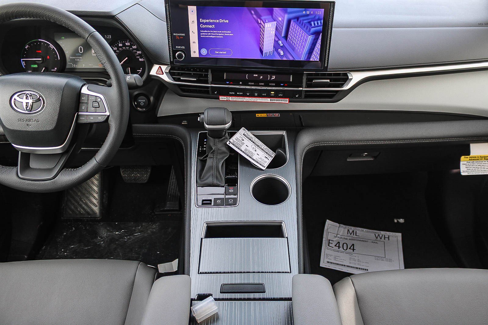 New 2026 Toyota Sienna XLE image 14