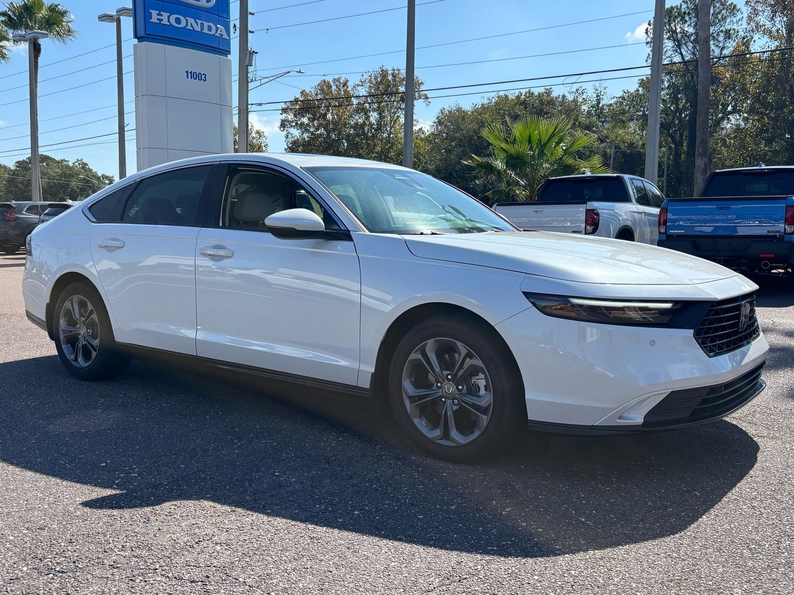 Certified 2025 Honda Accord EX-L image 7