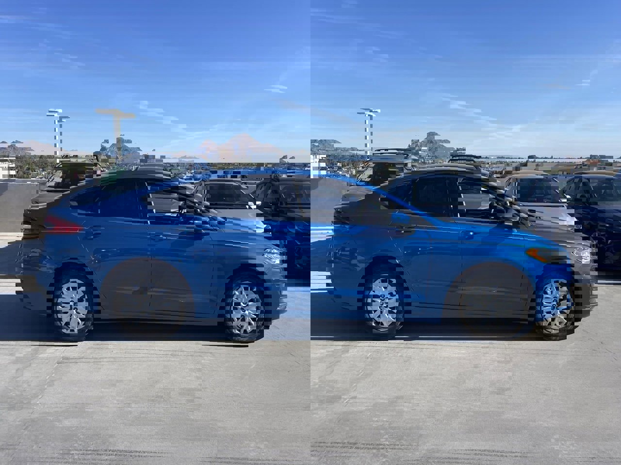 Used 2019 Ford Fusion S image 3