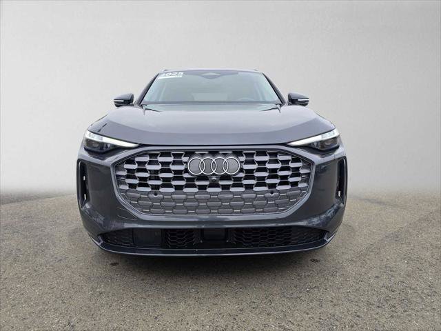 Certified 2025 Audi Q5 Premium Plus w/ Premium Plus AWD/4WD image 8