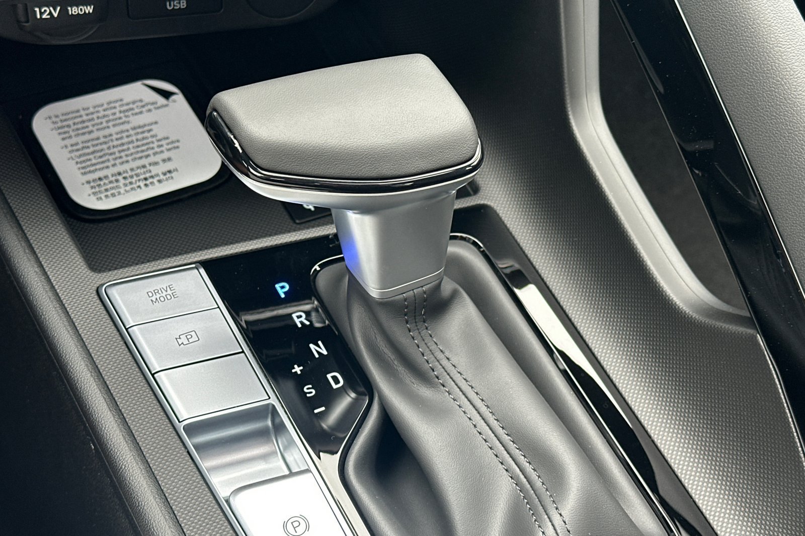 New 2026 Hyundai Elantra Limited FWD image 22