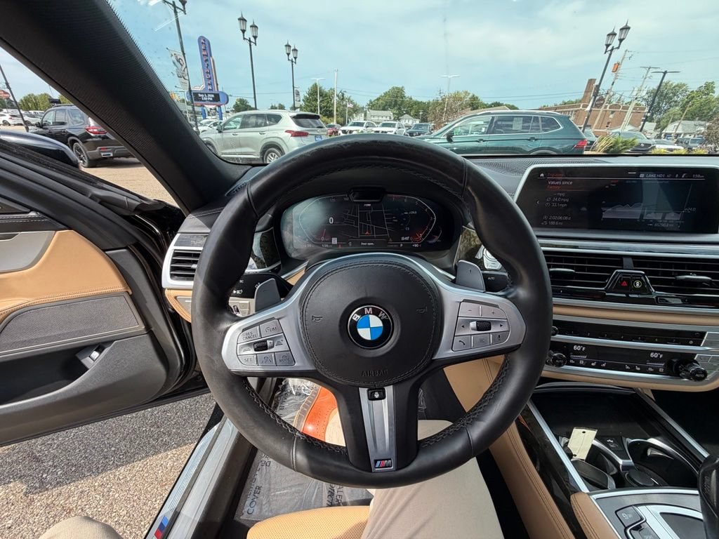 Used 2021 BMW 740i xDrive w/ M Sport Package AWD/4WD image 50