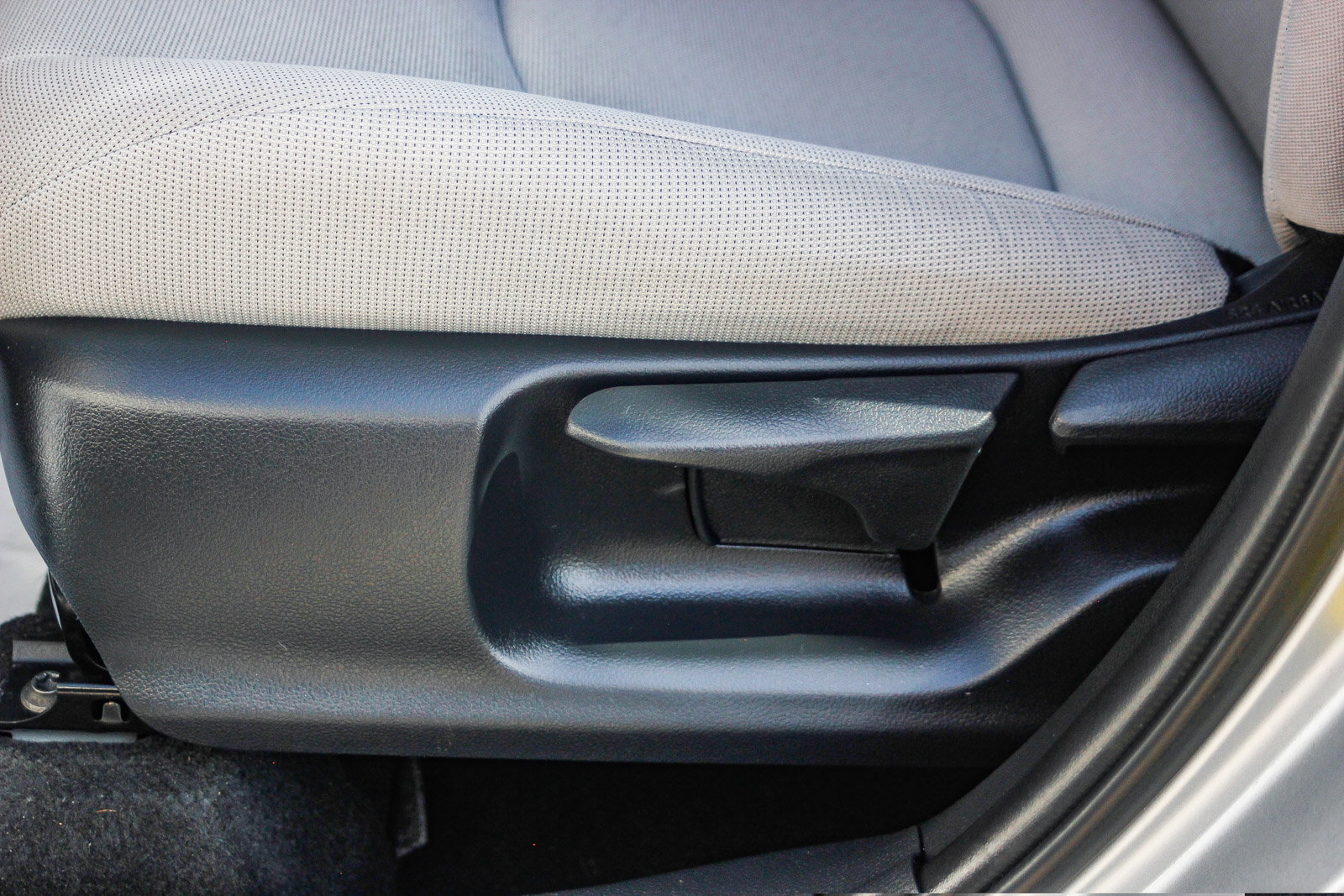 Used 2023 Toyota Corolla Cross L image 22