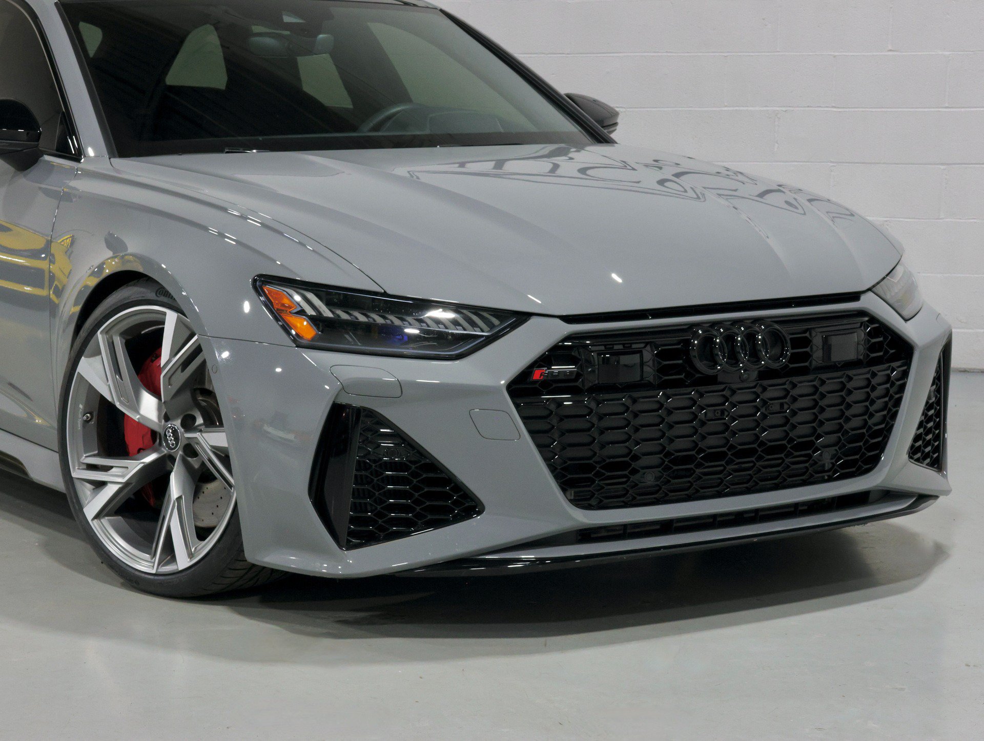 Used 2021 Audi RS 6 AWD/4WD image 36