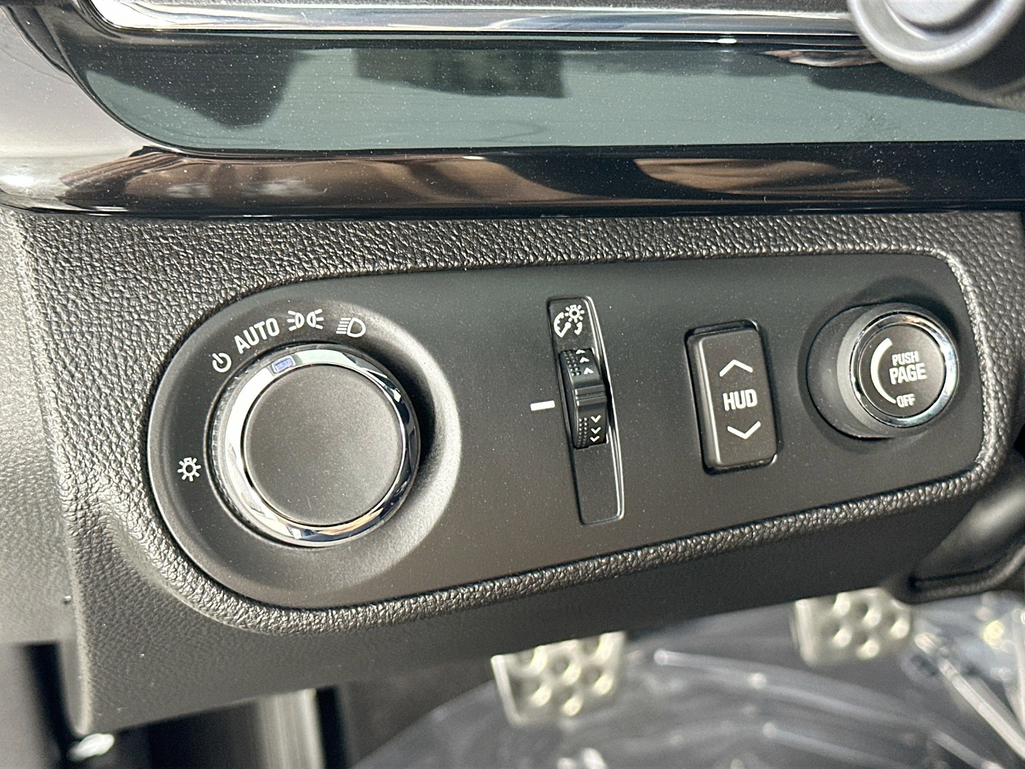 Used 2017 Chevrolet SS image 10