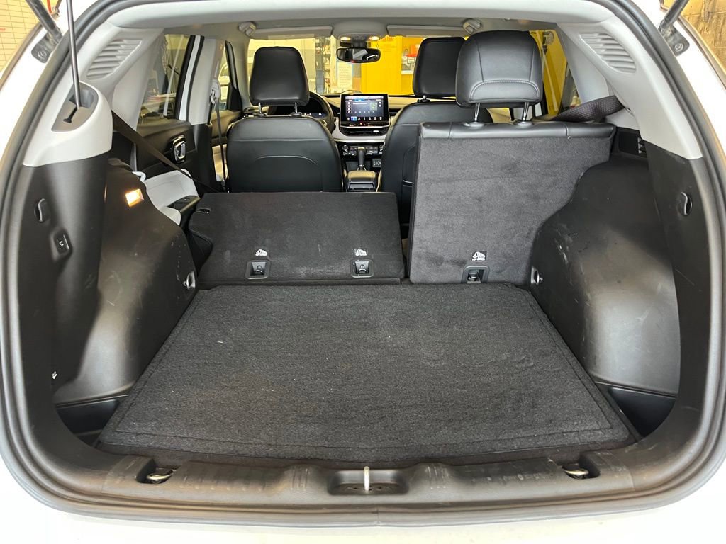 Used 2022 Jeep Compass Limited w/ Elite Group image 28