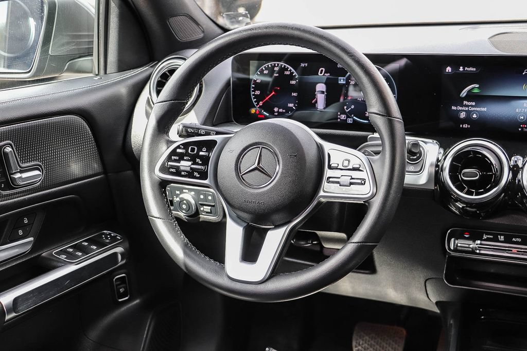 Used 2022 Mercedes-Benz GLB 250 4MATIC image 19