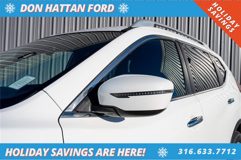 Used 2018 Nissan Rogue SV image 26