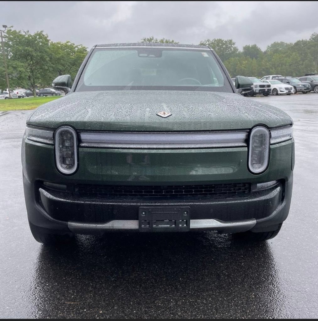 Used 2025 Rivian R1S Adventure Dual AWD/4WD image 8