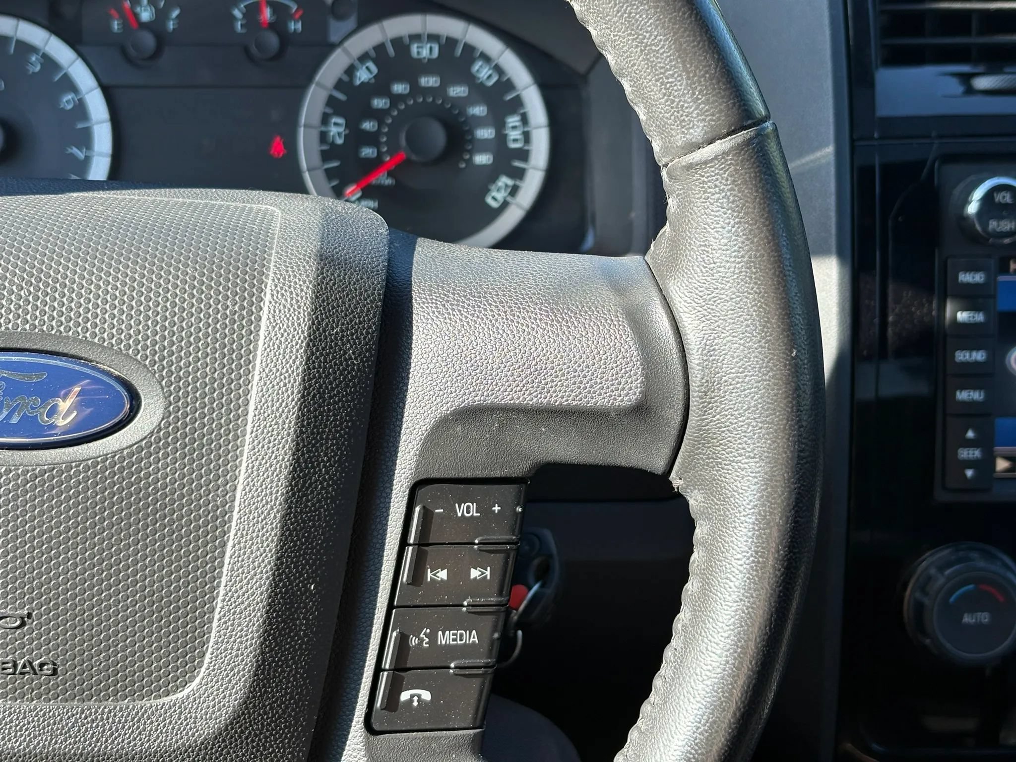 Used 2012 Ford Escape Limited FWD image 15