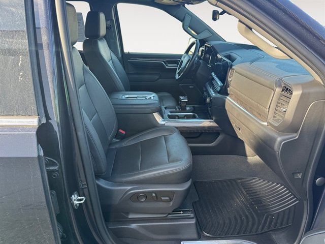 Used 2022 Chevrolet Silverado 1500 LTZ w/ LTZ Premium Package image 15