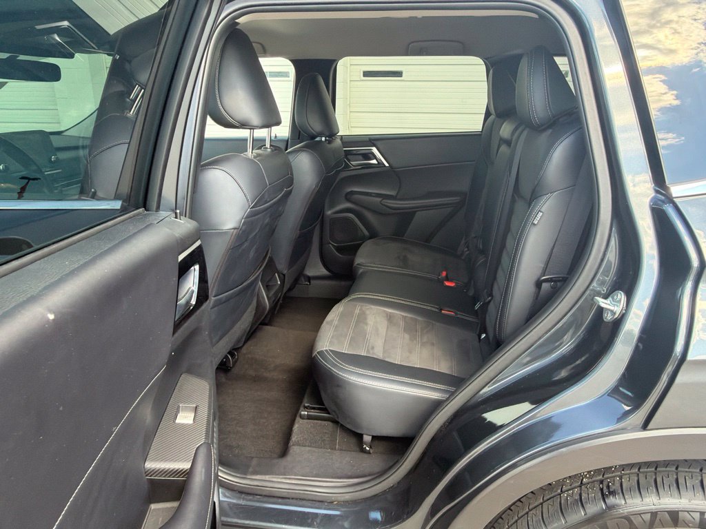 Used 2024 Mitsubishi Outlander SE FWD image 18