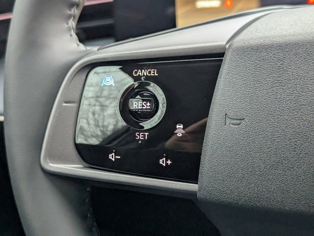 New 2026 Nissan Leaf Platinum+ w/ Cargo Package (Platinum+) image 25