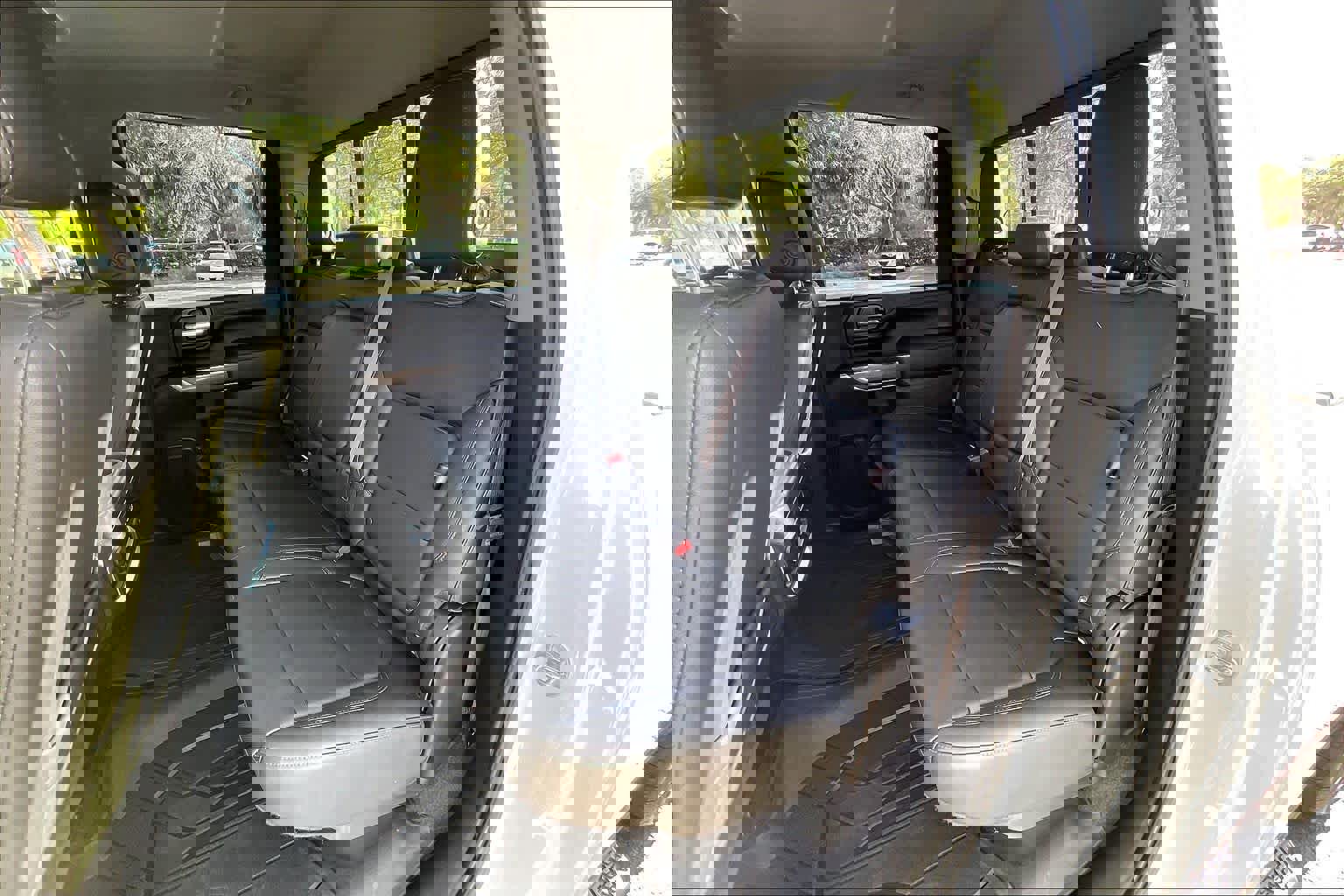 Used 2020 Chevrolet Silverado 3500 LTZ w/ LTZ Premium Package image 26