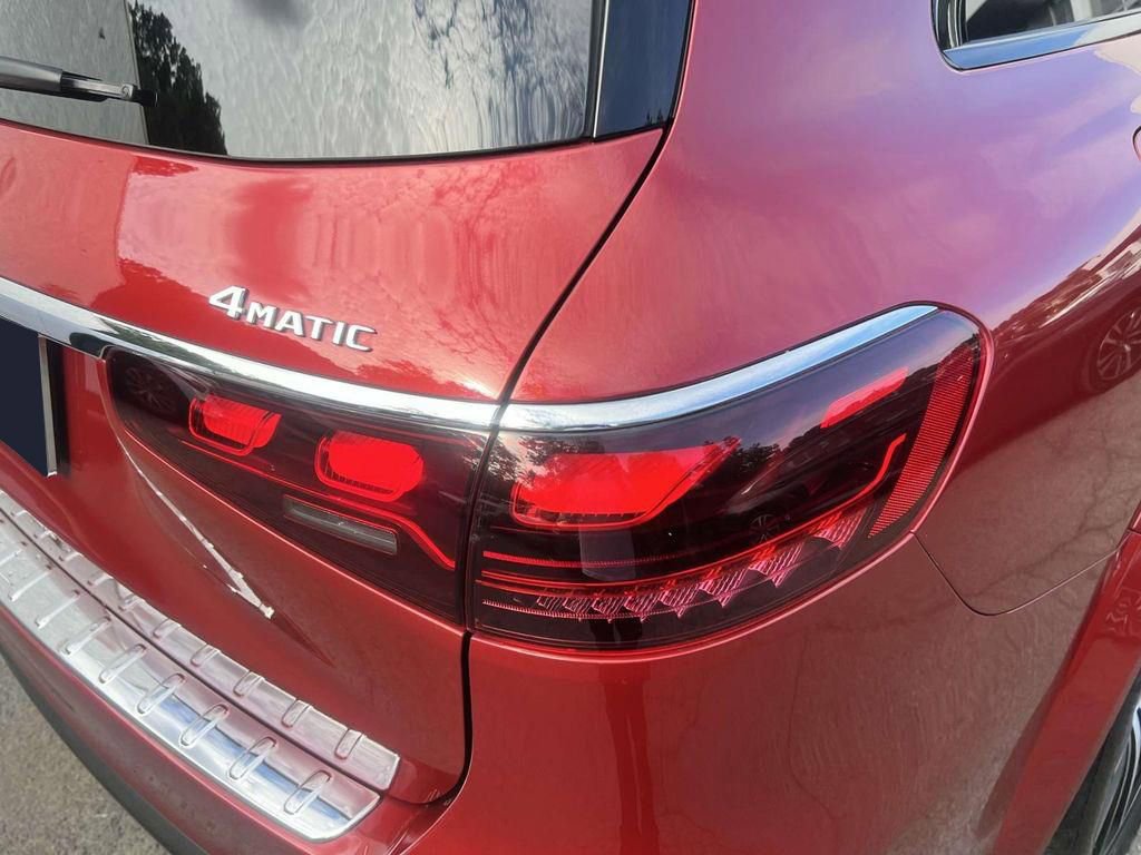 Used 2024 Mercedes-Benz GLS 580 4MATIC image 10