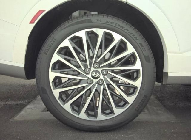 Used 2026 Hyundai Palisade Calligraphy FWD image 11