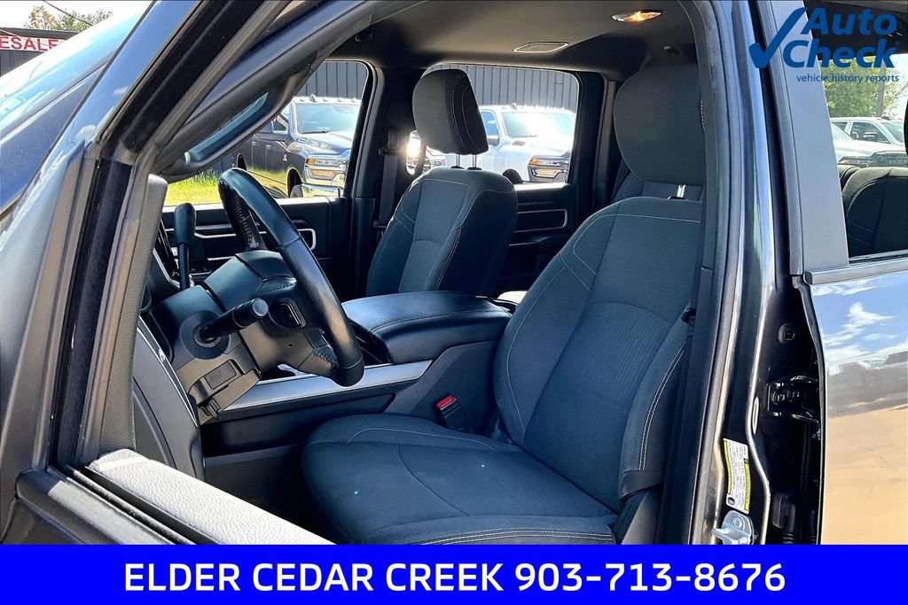 Used 2024 RAM 3500 Big Horn w/ Sport Appearance Package AWD/4WD image 27