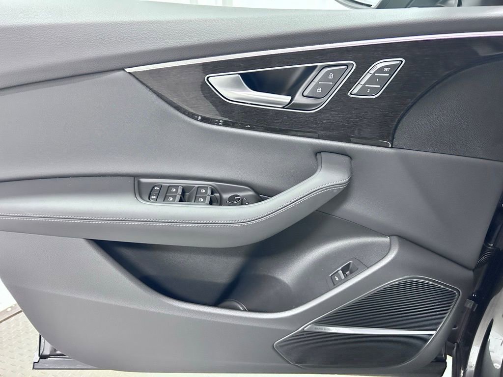 New 2026 Audi Q8 Premium Plus image 5
