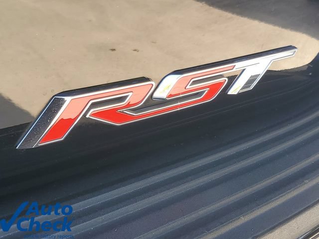 Used 2023 Chevrolet Suburban RST w/ Luxury Package RWD image 9
