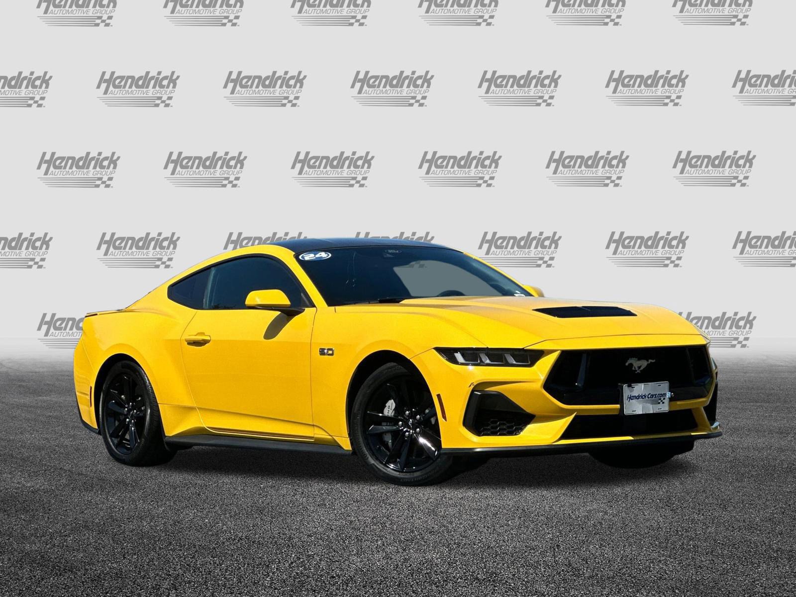 Used 2024 Ford Mustang GT RWD image 2