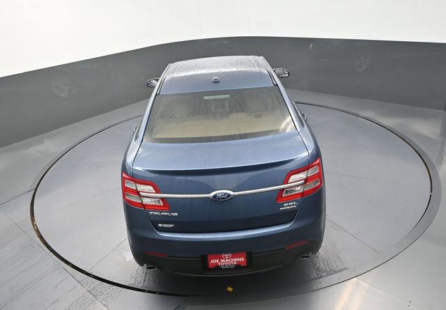 Used 2018 Ford Taurus SEL image 27