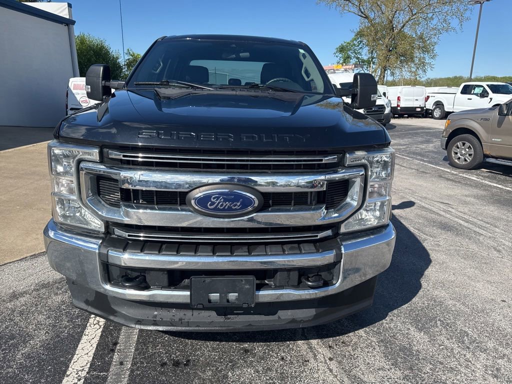 Certified 2021 Ford F250 XLT w/ FX4 Off-Road Package AWD/4WD image 12