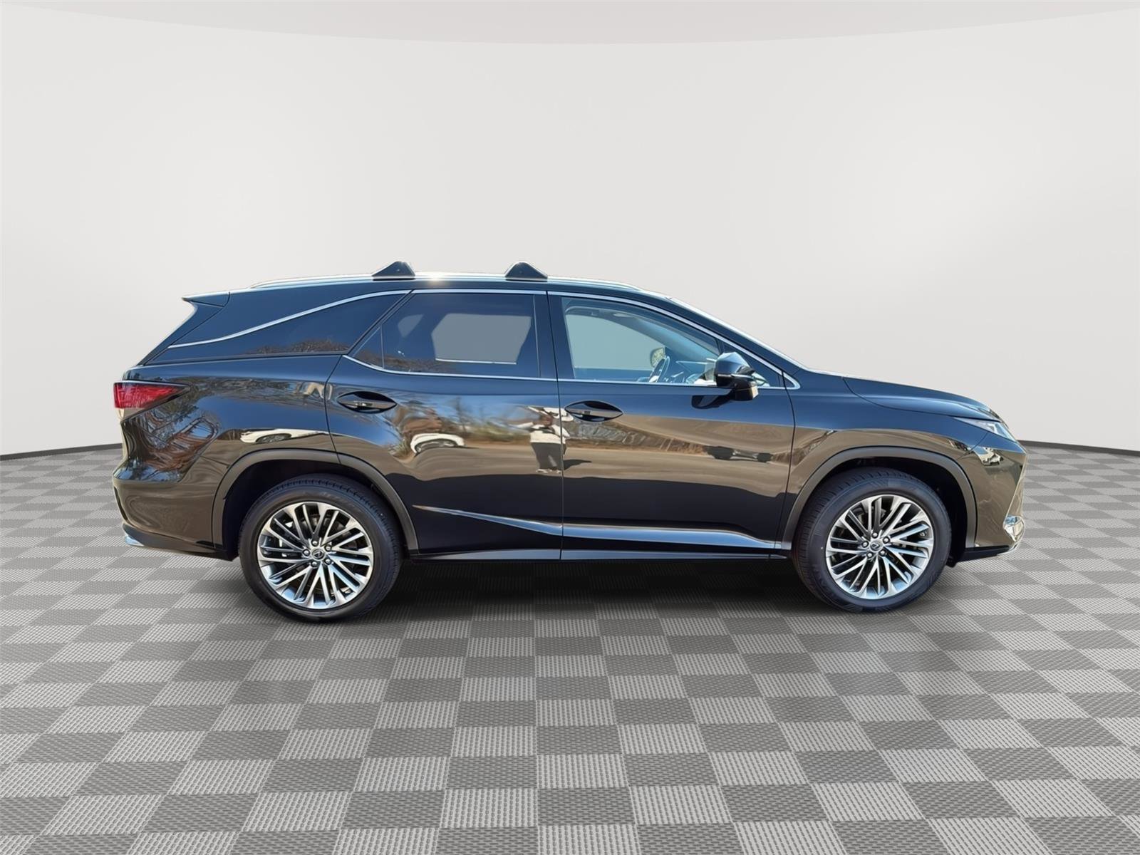 Used 2021 Lexus RX 350L Luxury w/ Accessory Package image 5