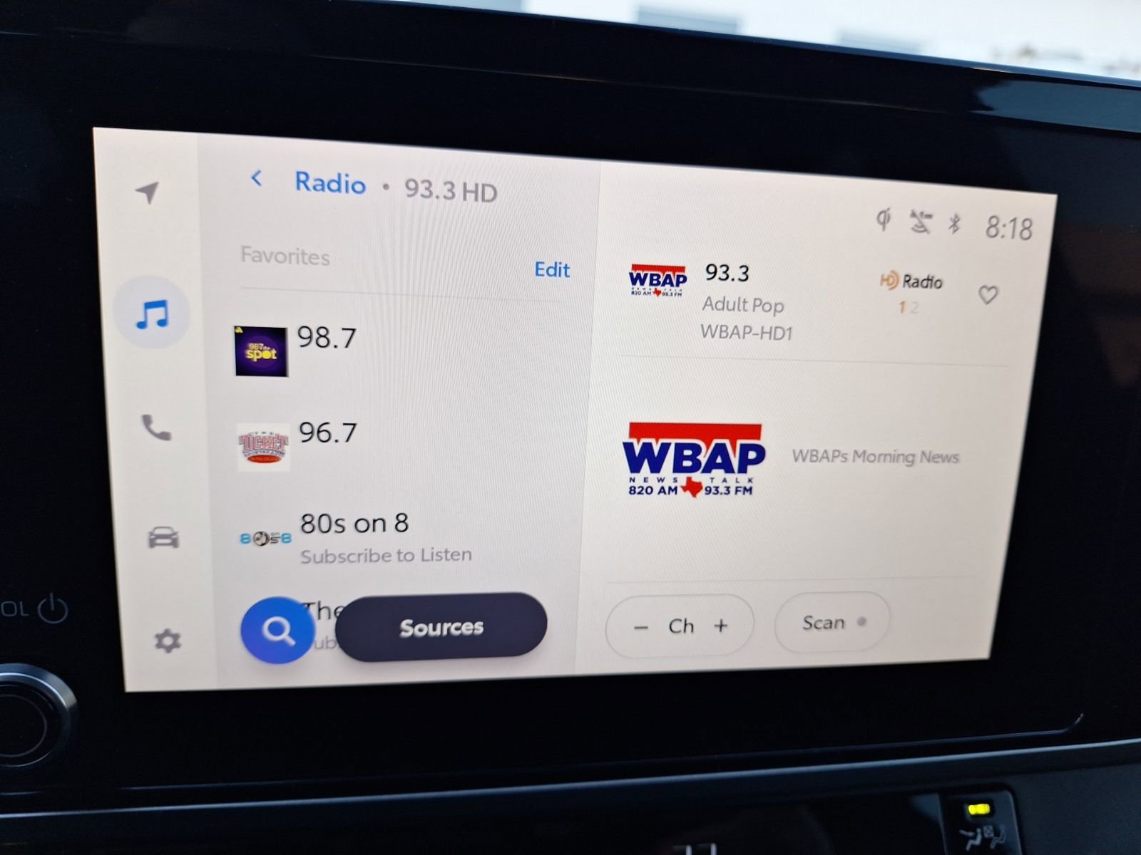 Used 2025 Toyota Camry LE image 25