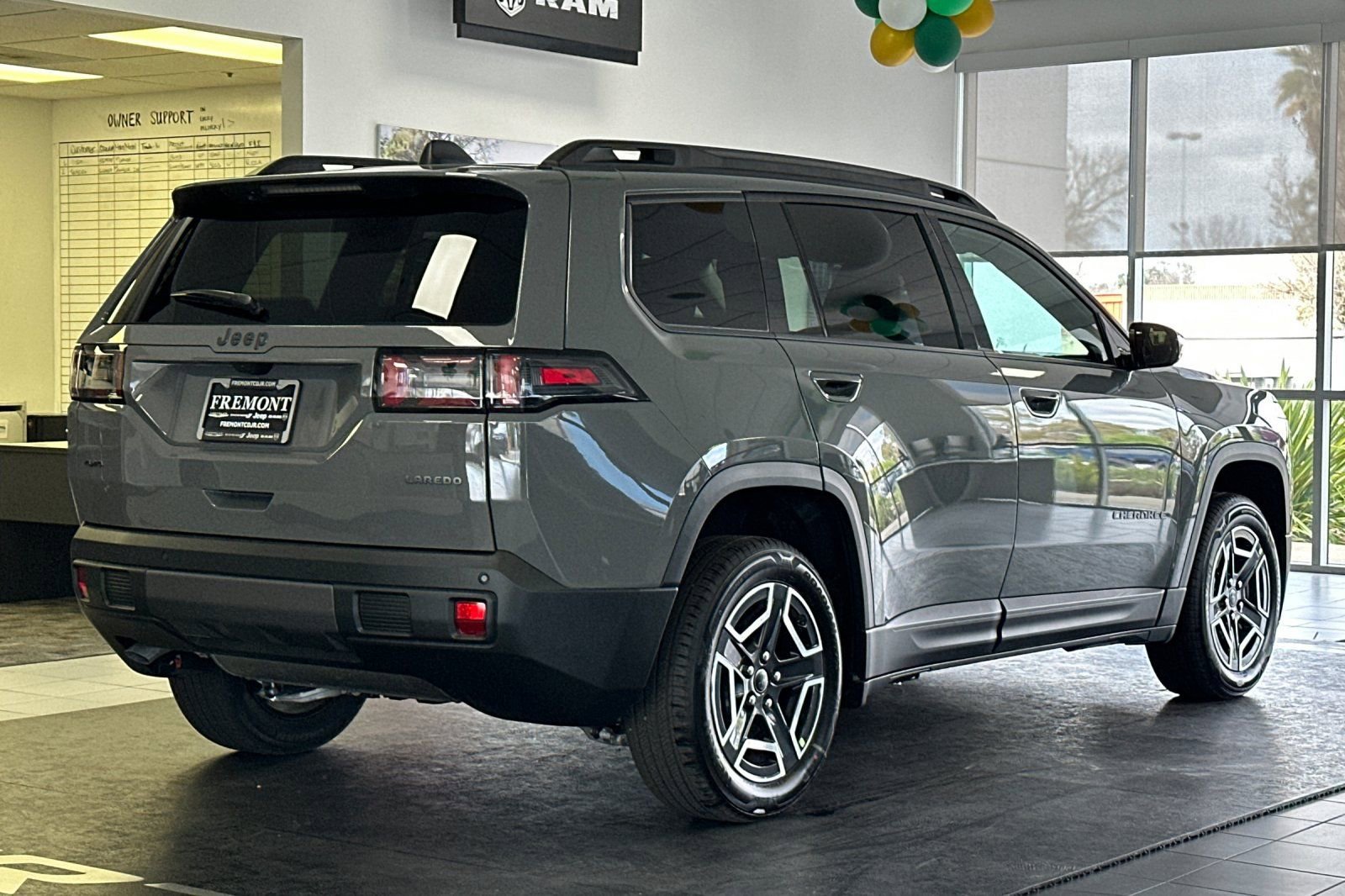 New 2026 Jeep Cherokee Laredo AWD/4WD image 3