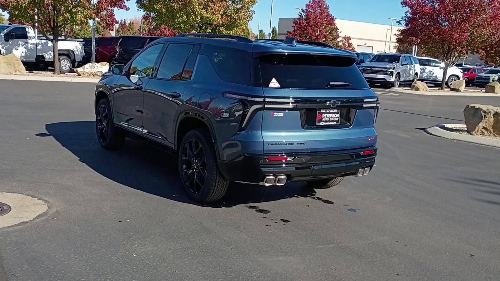 New 2026 Chevrolet Traverse RS image 2
