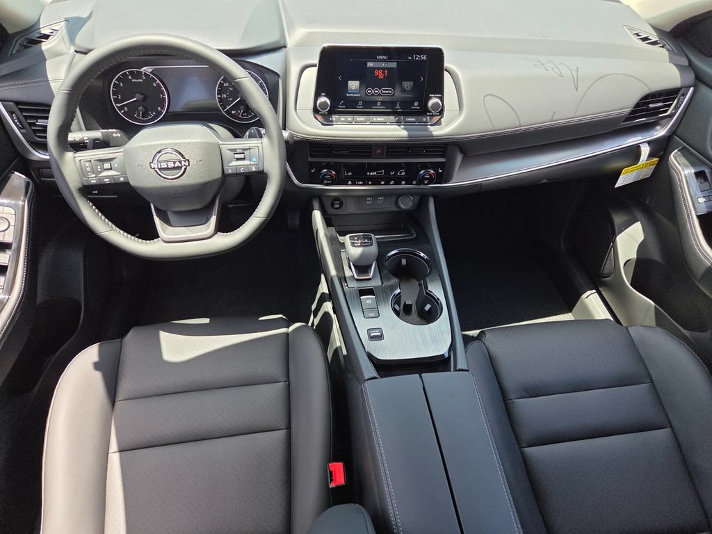New 2026 Nissan Rogue Dark Armor FWD image 6