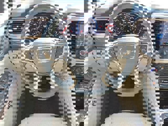 Certified 2023 GMC Acadia Denali w/ Denali Ultimate Package image 7