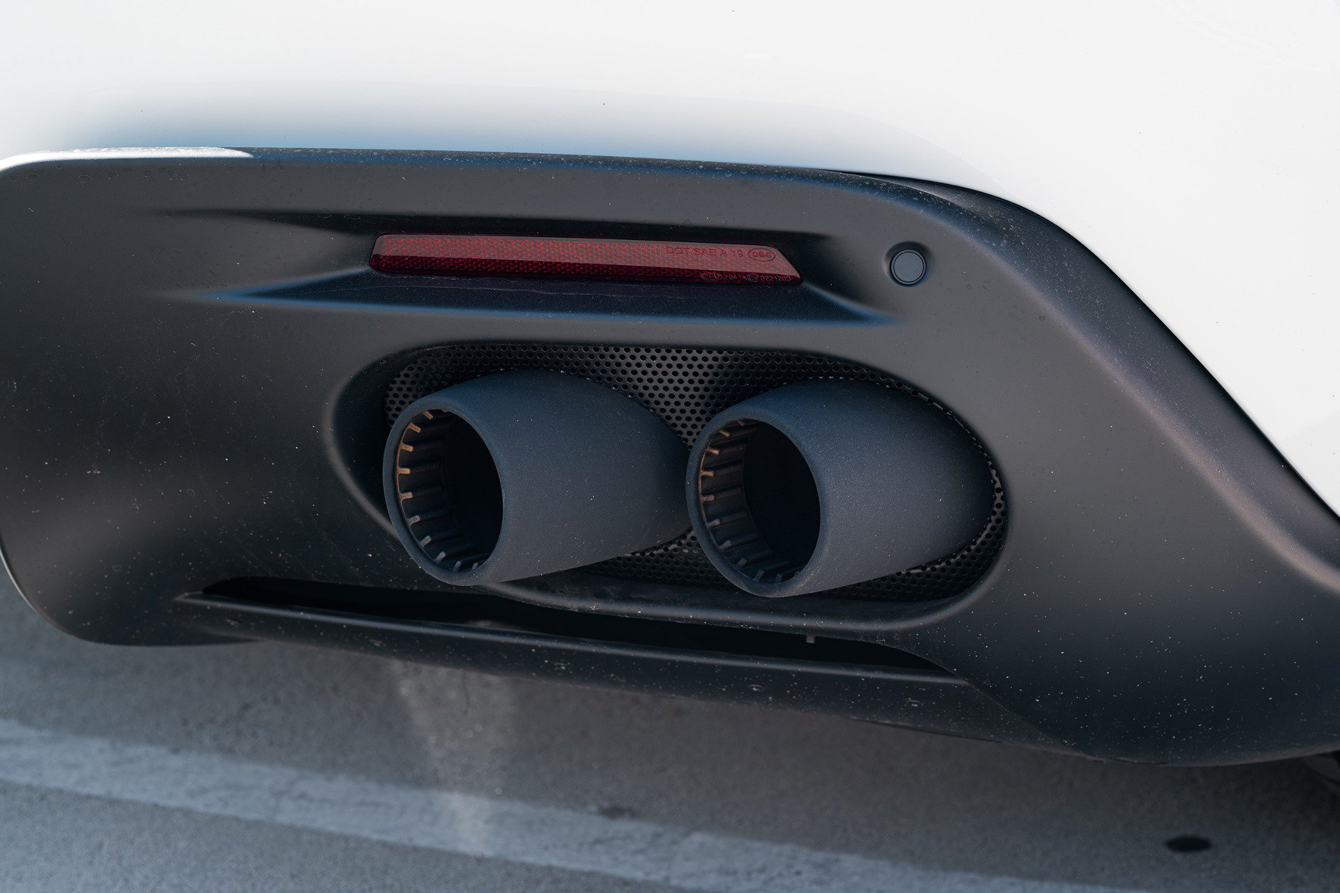 Used 2025 Ferrari Roma Spider RWD image 59