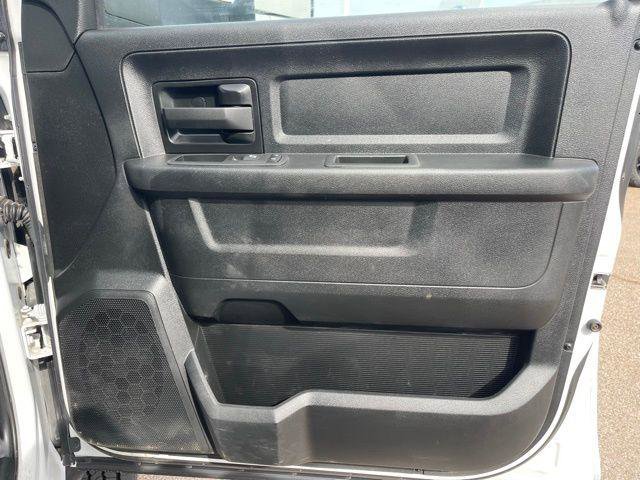 Used 2022 RAM 4500 Tradesman w/ Chrome Appearance Group AWD/4WD image 13